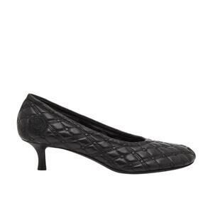 Burberry NWOB Baby Pump in Black Quilted Leather Size 39